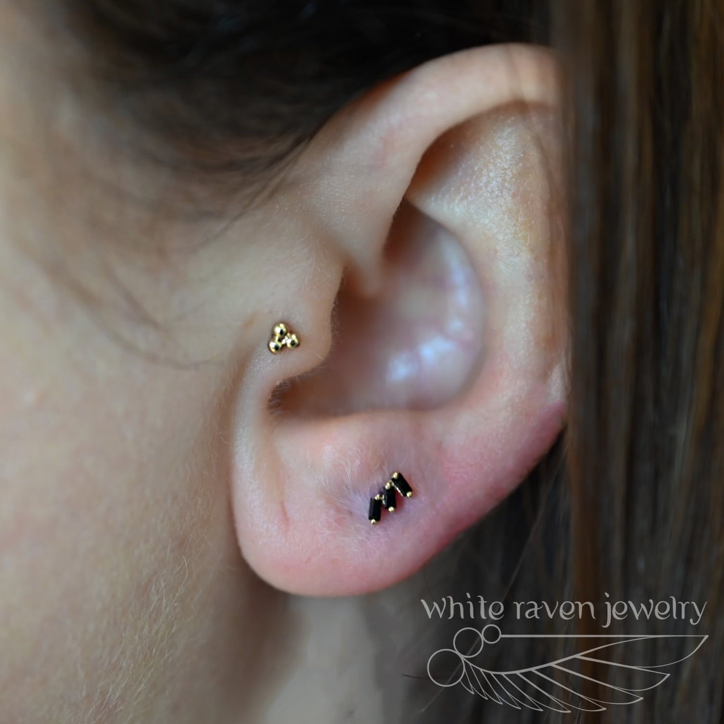 White Raven 14kt Gold : Tri Bead